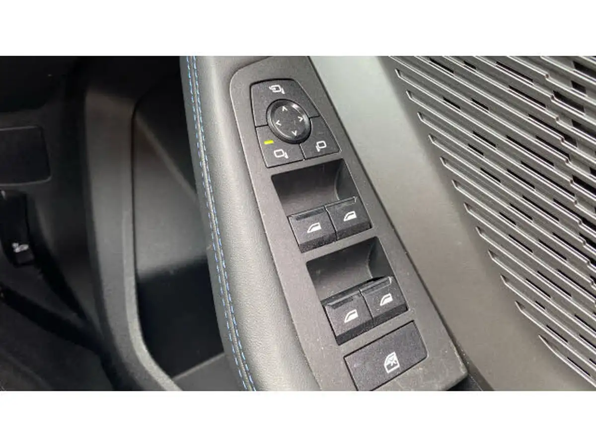 2024-bmw-1-series-15-120-m-sport-big-23