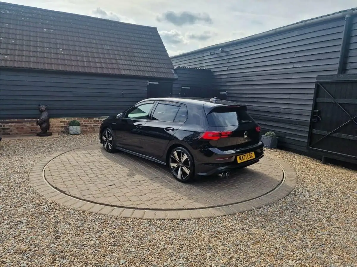 2021-volkswagen-golf-20tdi-gtd-big-28