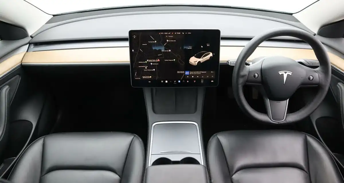 2021-tesla-model-3-e-long-range-4x4-big-13