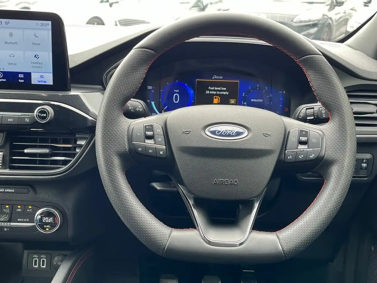 2022-ford-kuga-15t-st-line-edition-big-14