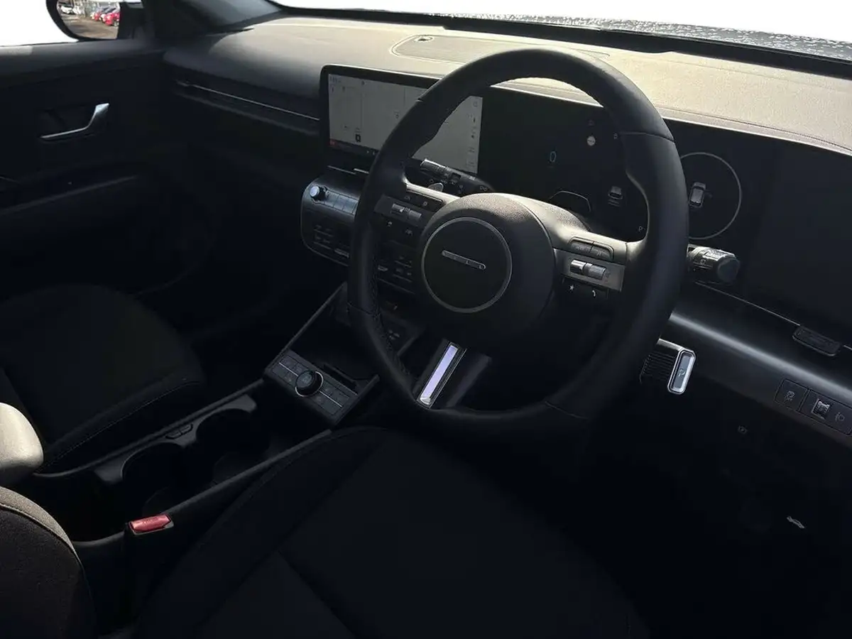 2024-hyundai-kona-e-advance-218ps-65kwh-big-8