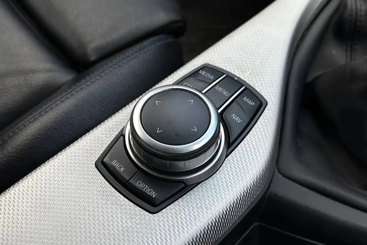 2018-bmw-1-series-15-118i-m-sport-shadow-edition-5d-big-42