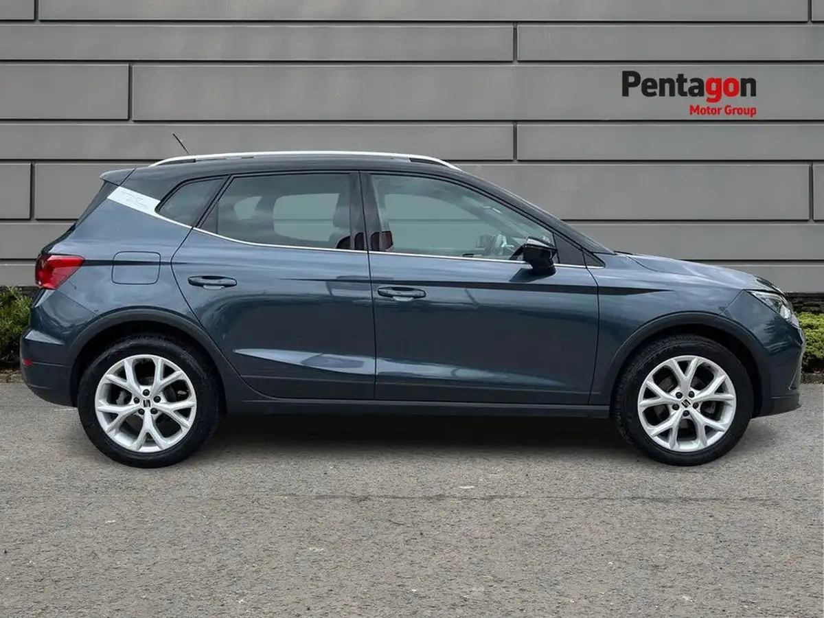 2022-seat-arona-10-tsi-fr-big-13