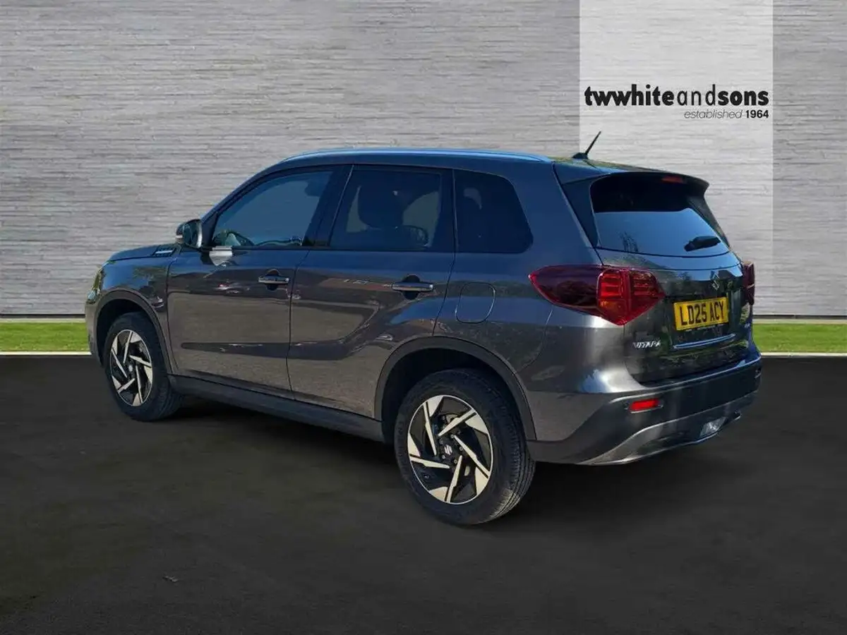 2025-suzuki-vitara-14-boosterjet-ultra-big-5