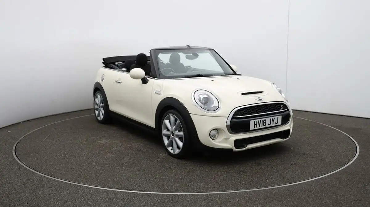 2018-mini-cooper-20-cooper-s-series-ii-ss-convertible-2d-big-44