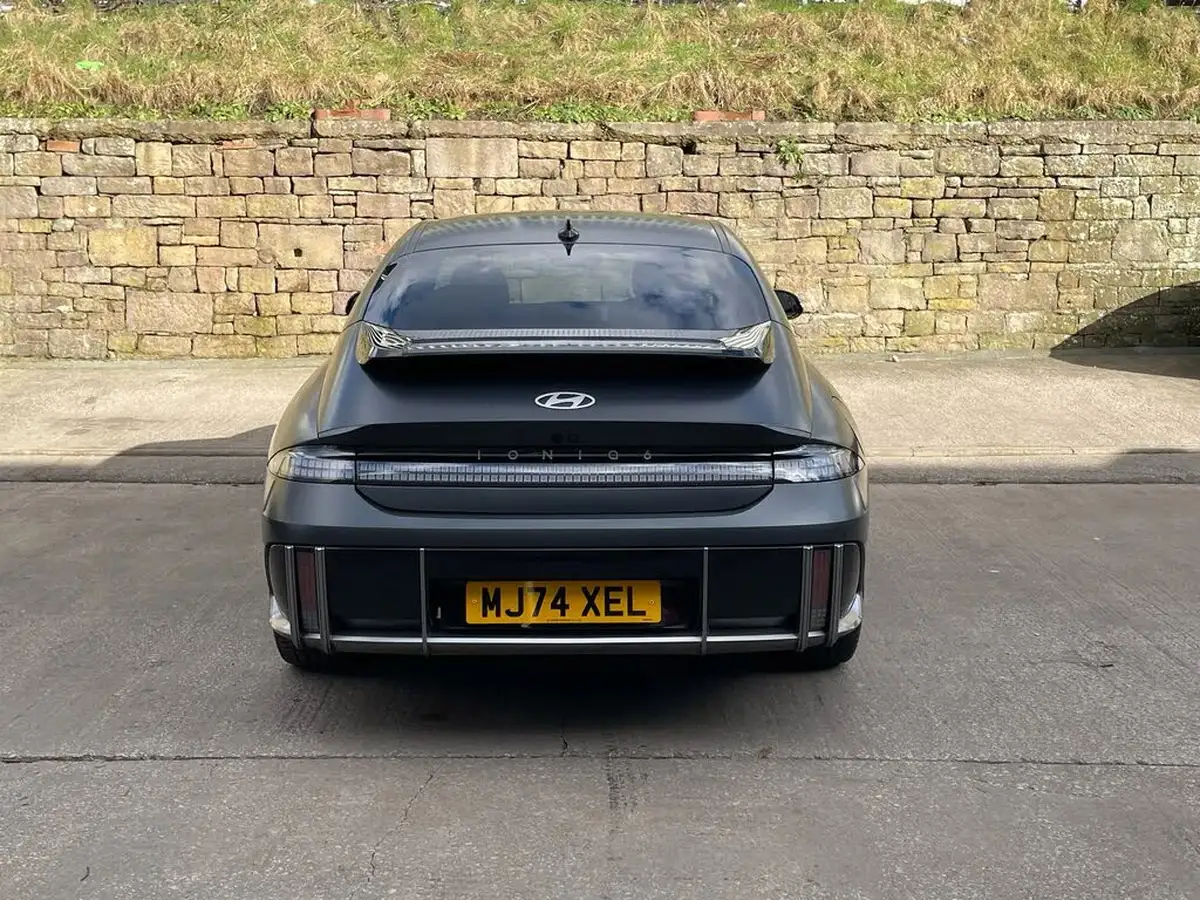2024-hyundai-ioniq-6-e-premium-228ps-single-rwd-big-5