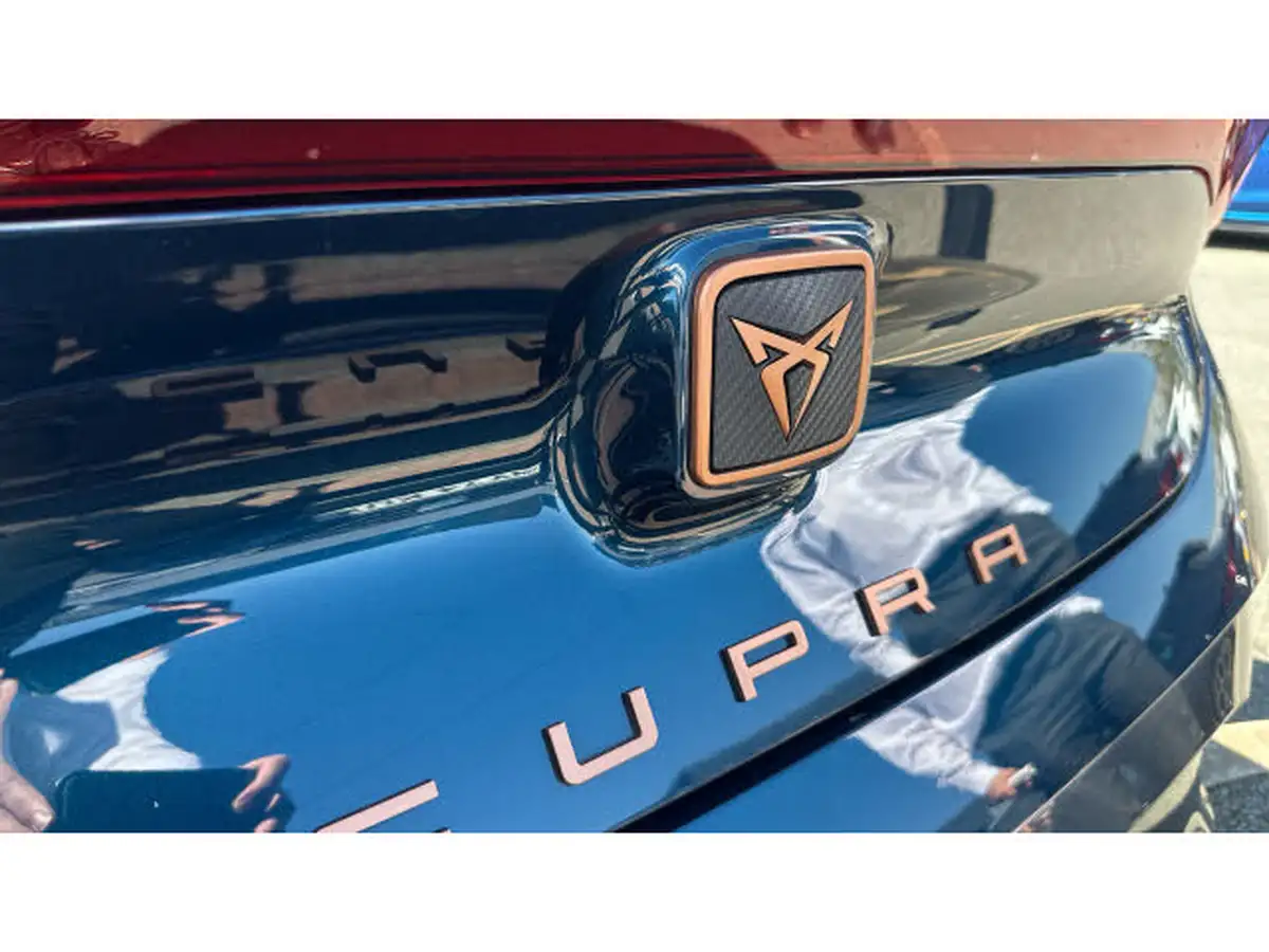 2024-cupra-born-e-v2-230ps-58kwh-e-boost-big-44