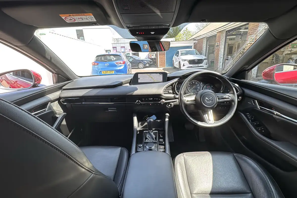 2022-mazda-mazda3-20-gt-sport-122ps-hatchback-5d-auto-big-8