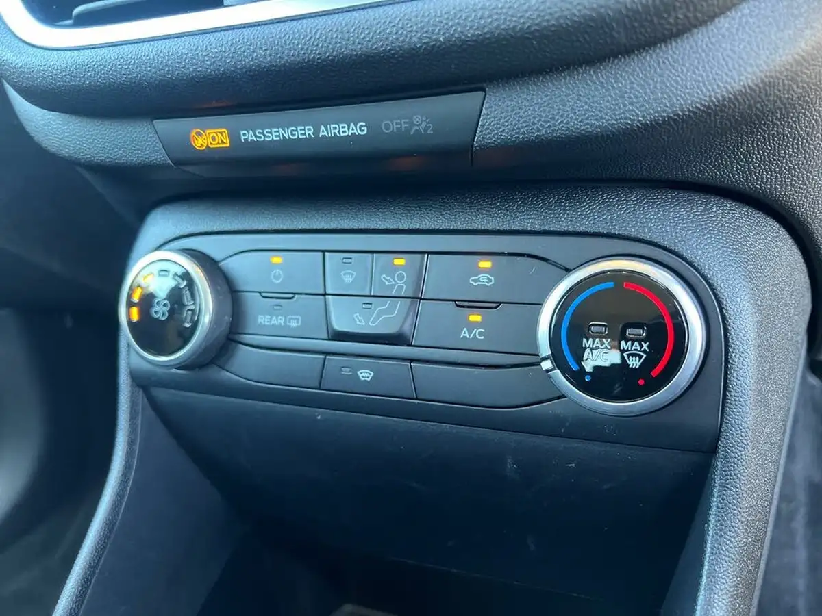 2022-ford-fiesta-10t-active-125ps-hybrid-mhev-powershift-big-21