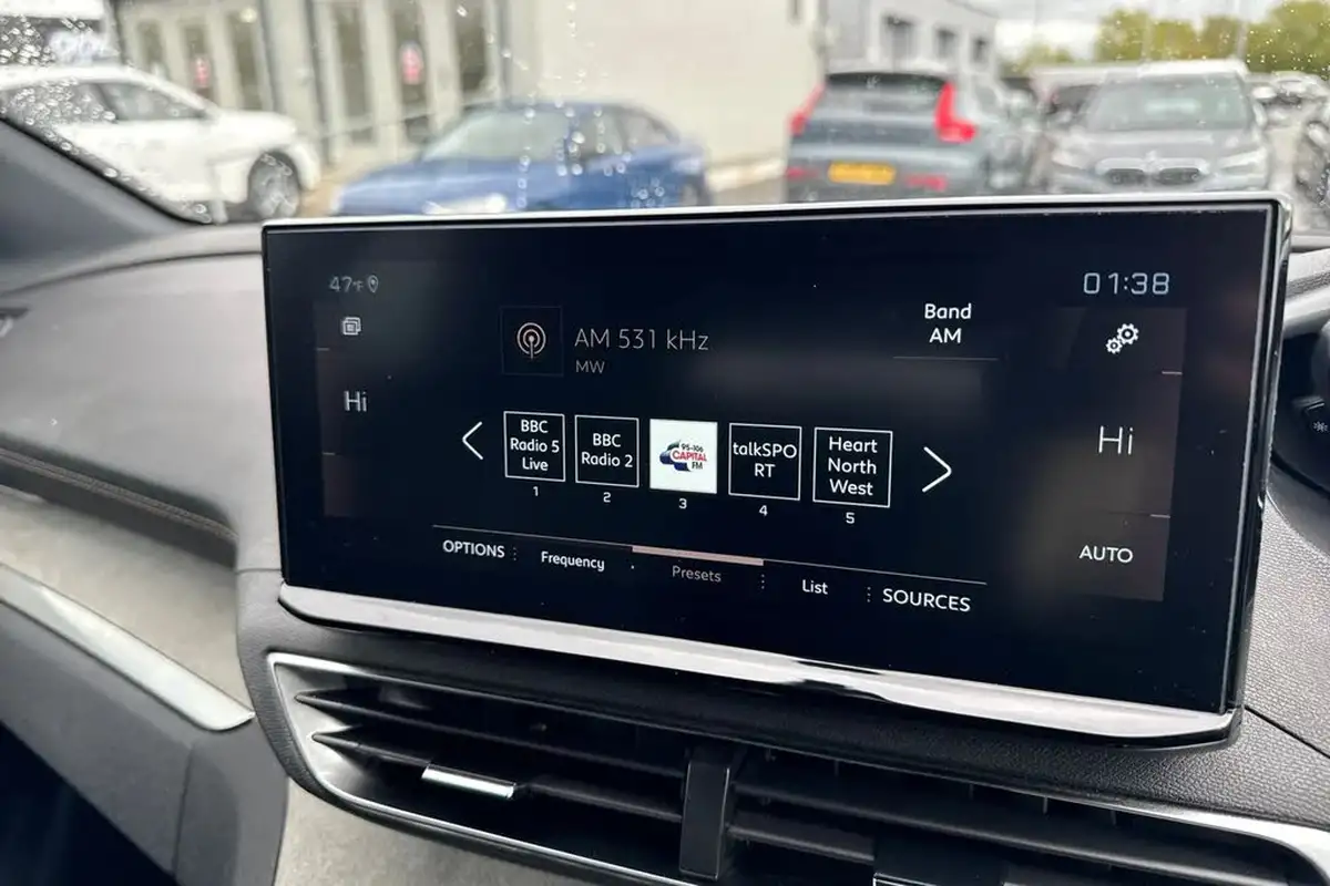 2022-peugeot-3008-suv-15-bluehdi-gt-big-31