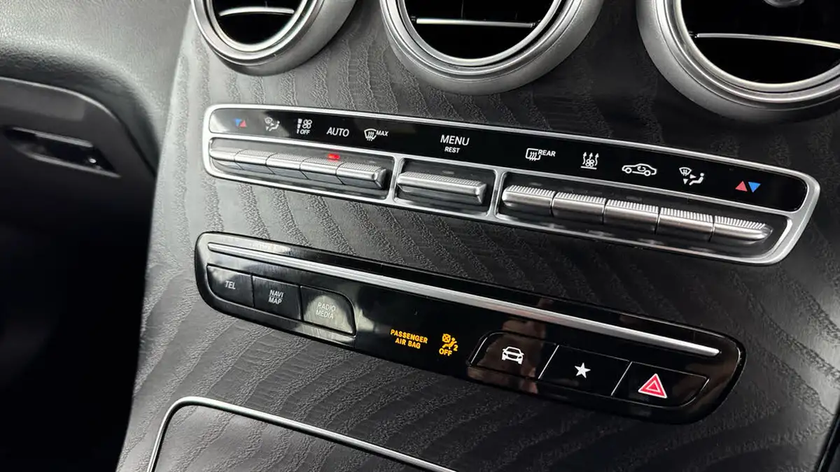 2021-mercedes-benz-glc-class-20-glc300de-amg-line-premium-316ps-eq-power-station-wagon-5d-big-17