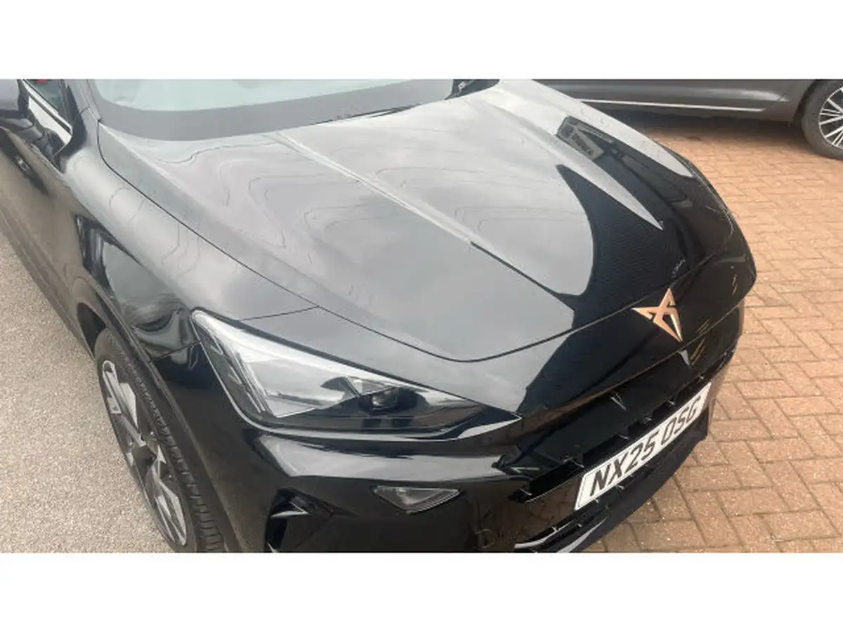 2025-cupra-formentor-15-e-hybrid-vz1-big-7