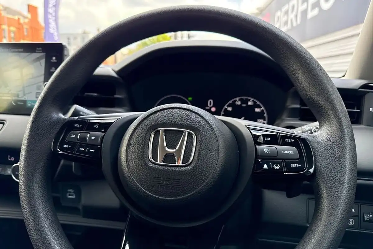 2023-honda-hr-v-15-i-mmd-elegance-big-34