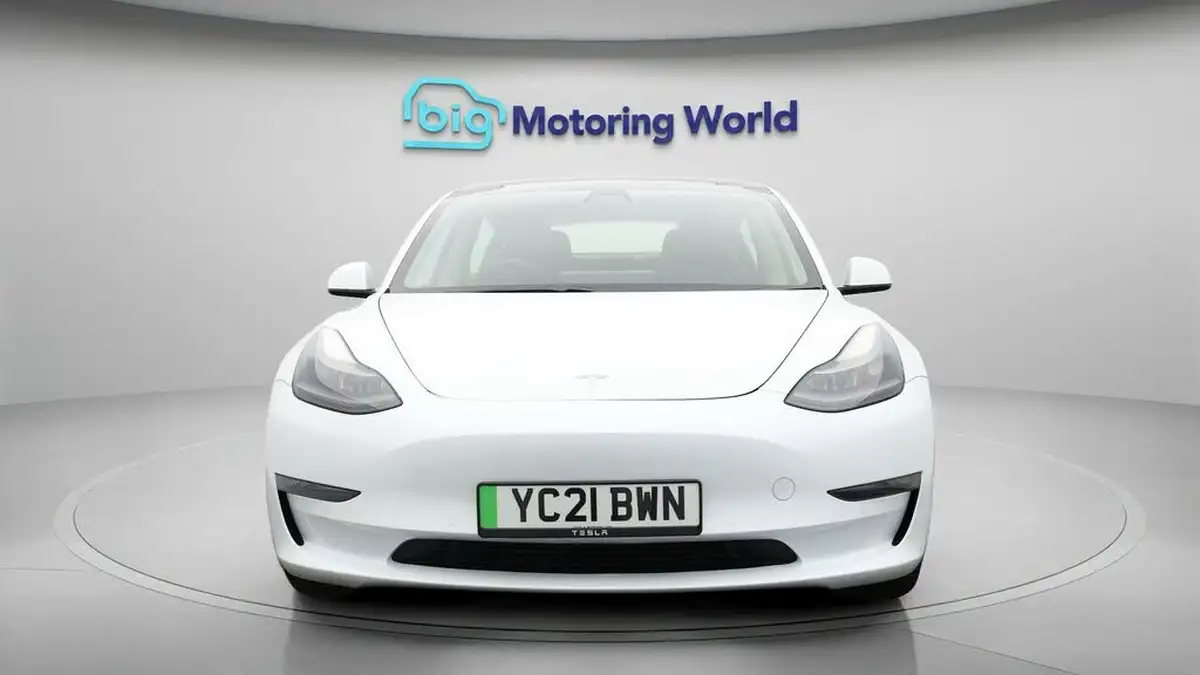 2021-tesla-model-3-e-long-range-4x4-big-1