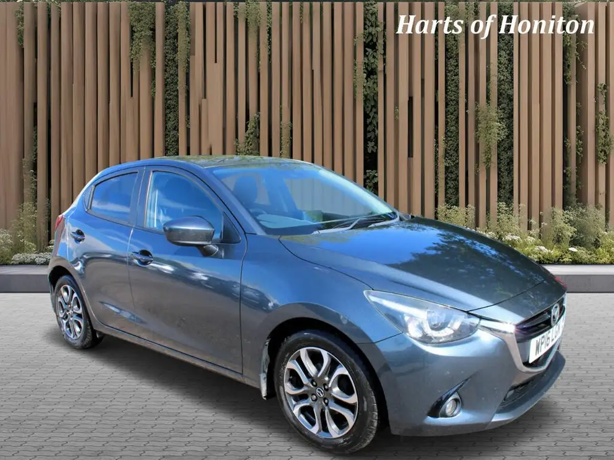 2016-mazda-mazda2-15-sport-nav-115ps-big-2