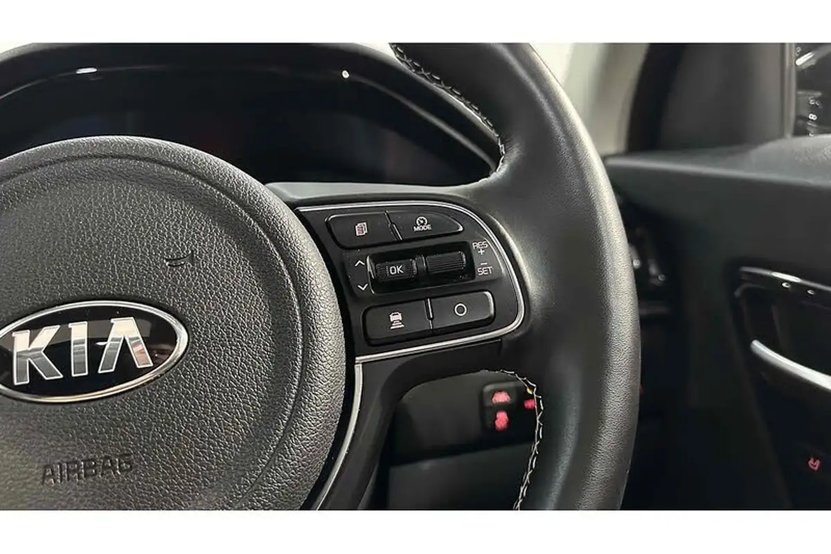 2021-kia-e-niro-ev-4-big-42