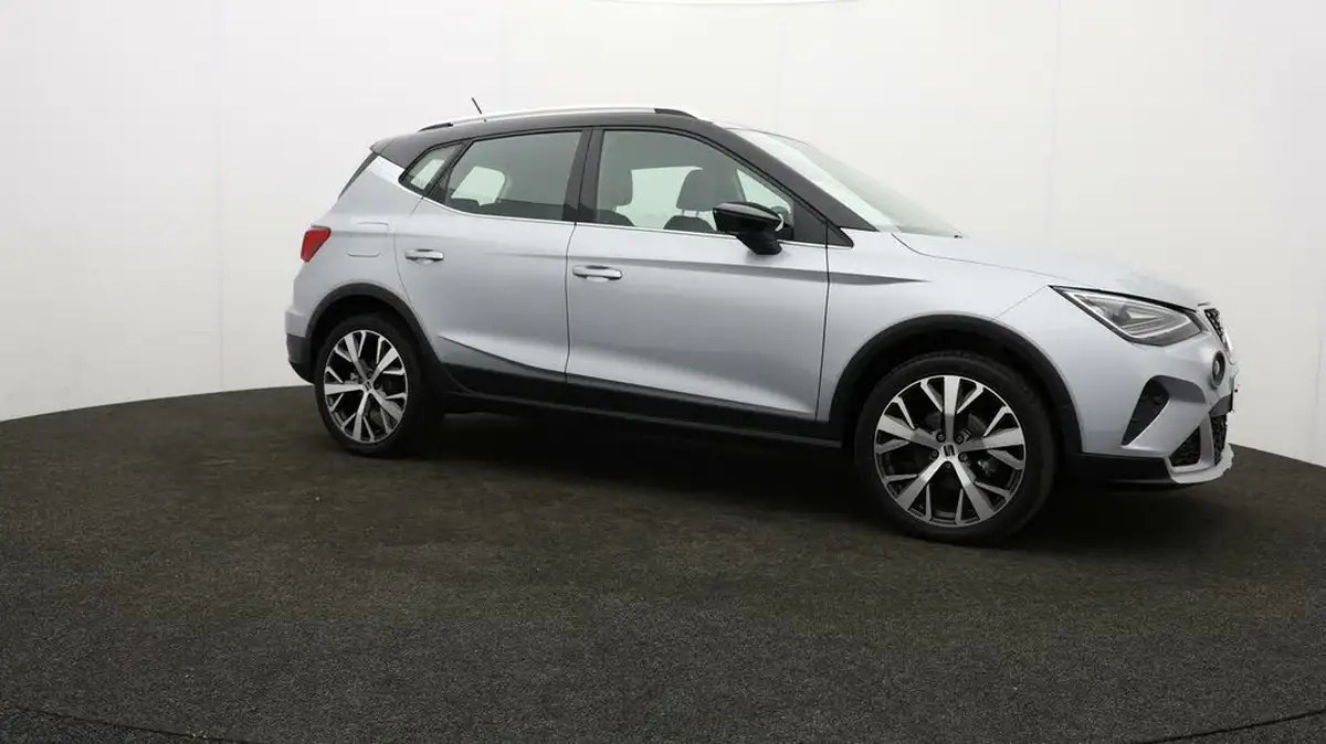 2023-seat-arona-10-tsi-xperience-lux-110ps-big-70