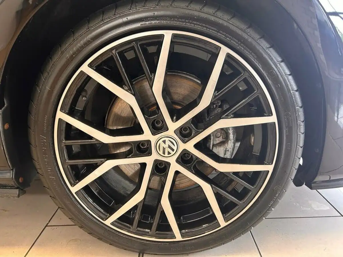 2016-volkswagen-golf-20tdi-gtd-bmt-hatchback-5d-big-9