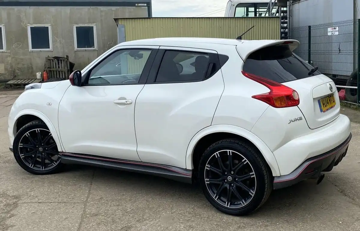 2014-nissan-juke-16-nismo-big-3