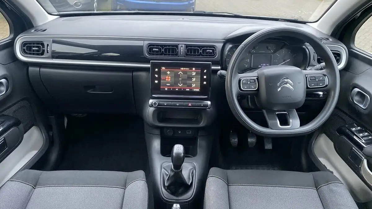 2017-citroen-c3-12-puretech-feel-82ps-big-8