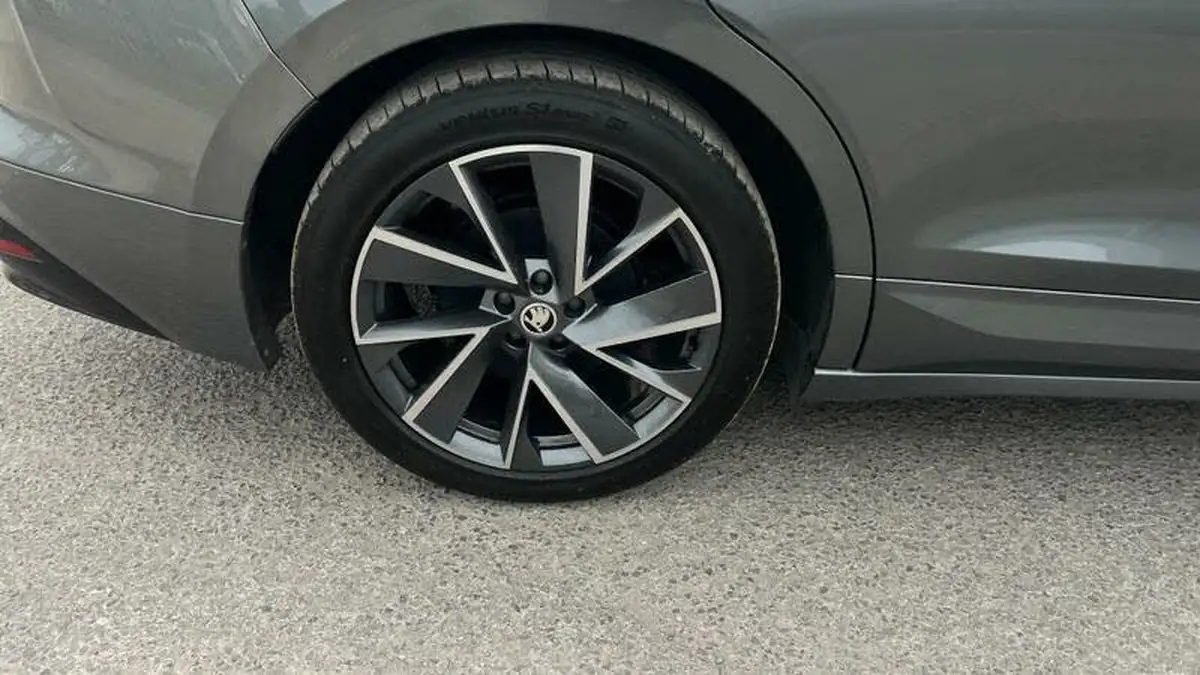 2024-skoda-enyaq-e-85x-sportline-plus-station-wagon-big-27