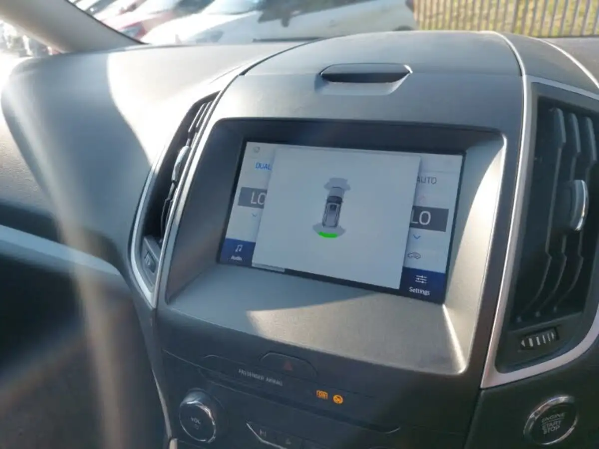2019-ford-galaxy-15t-zetec-big-10
