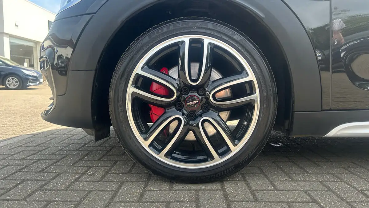 2018-mini-countryman-20-john-cooper-works-ss-auto-big-16