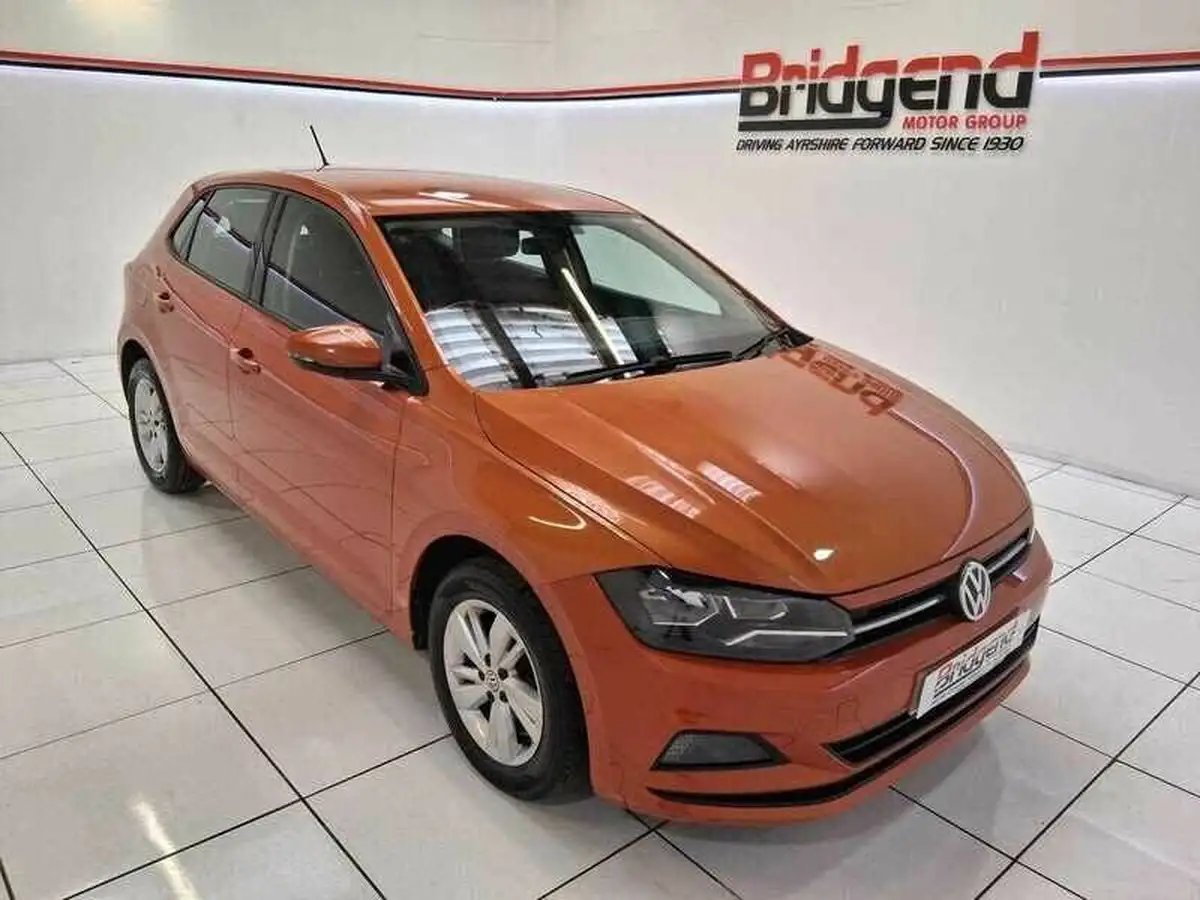 2018-volkswagen-polo-10-se-65ps-big-0