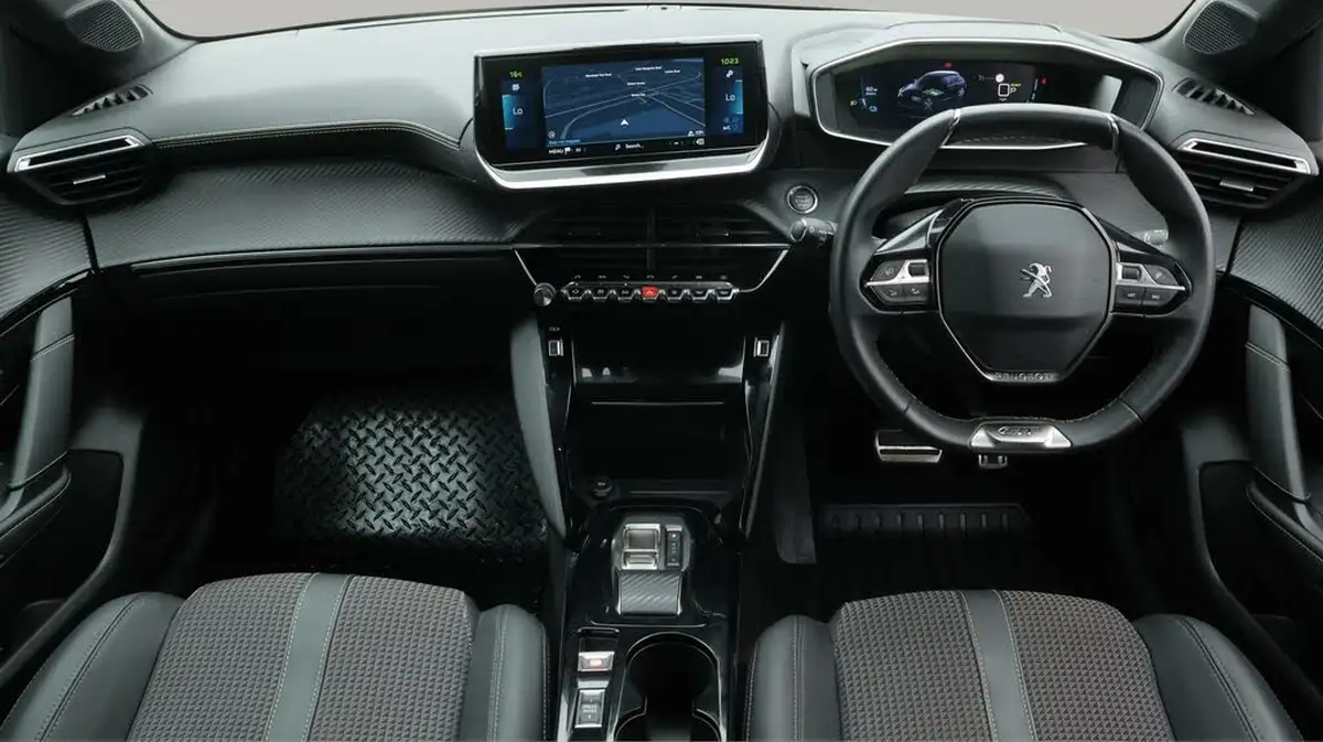 2022-peugeot-208-e-gt-136bhp-50kwh-big-13