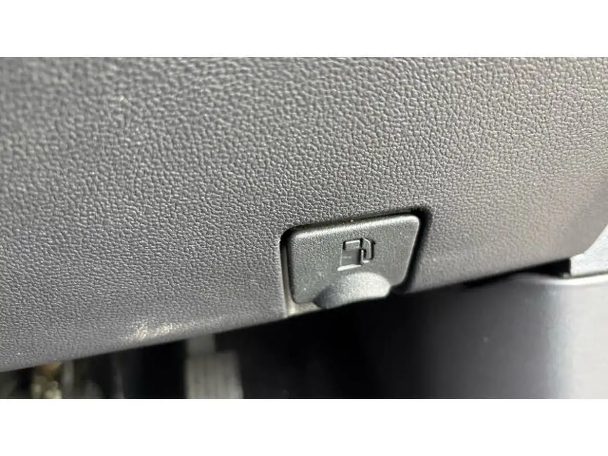 2023-mg-mg3-15-vti-tech-exclusive-nav-big-35
