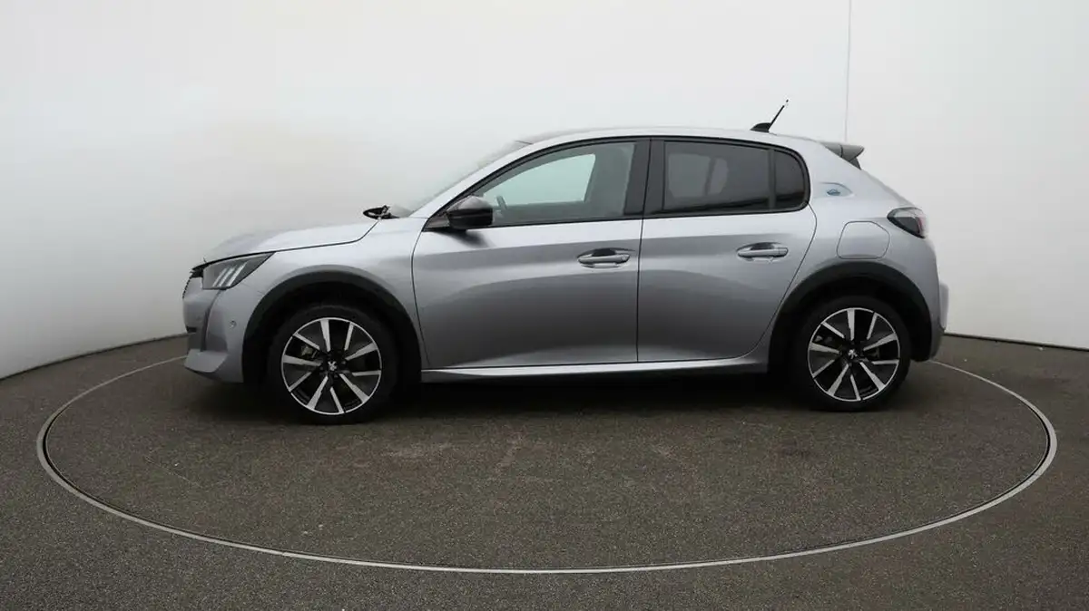 2022-peugeot-208-e-gt-136bhp-50kwh-big-65