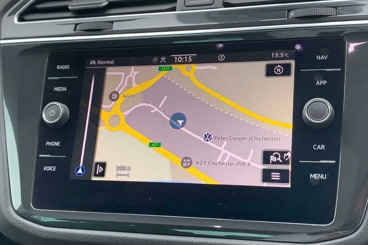 2022-volkswagen-tiguan-15-tsi-elegance-big-26