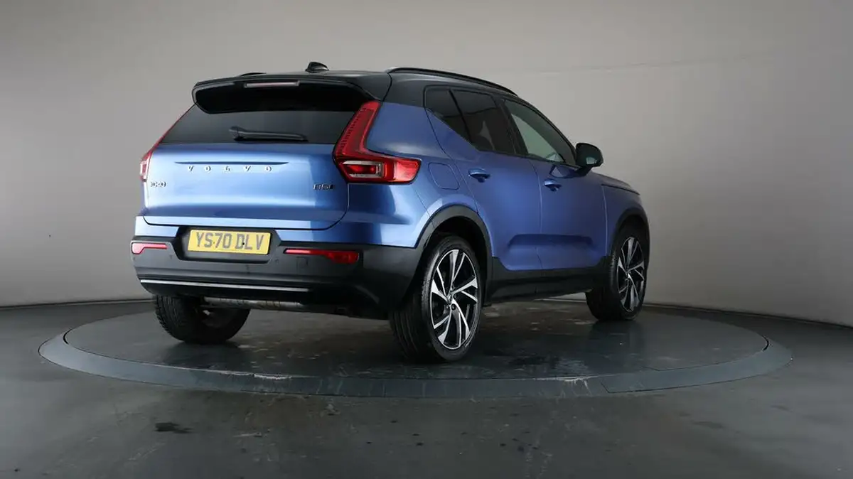 2020-volvo-xc40-20-b5-r-design-pro-big-65