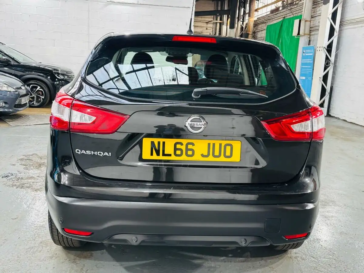 2016-nissan-qashqai-15dci-acenta-tech-pk-big-4