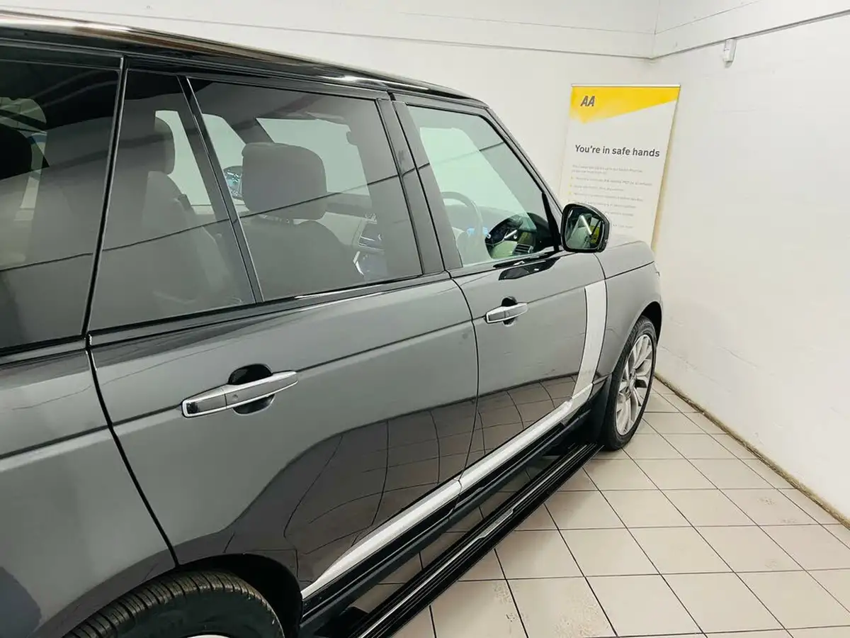 2019-land-rover-range-rover-20p400e-phev-vogue-se-big-13