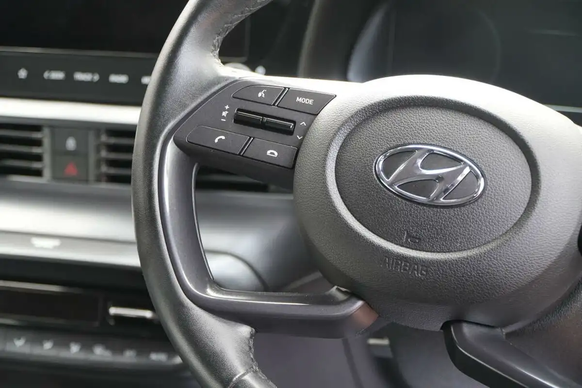 2021-hyundai-i20-10-t-gdi-premium-eclutch-imt-big-38