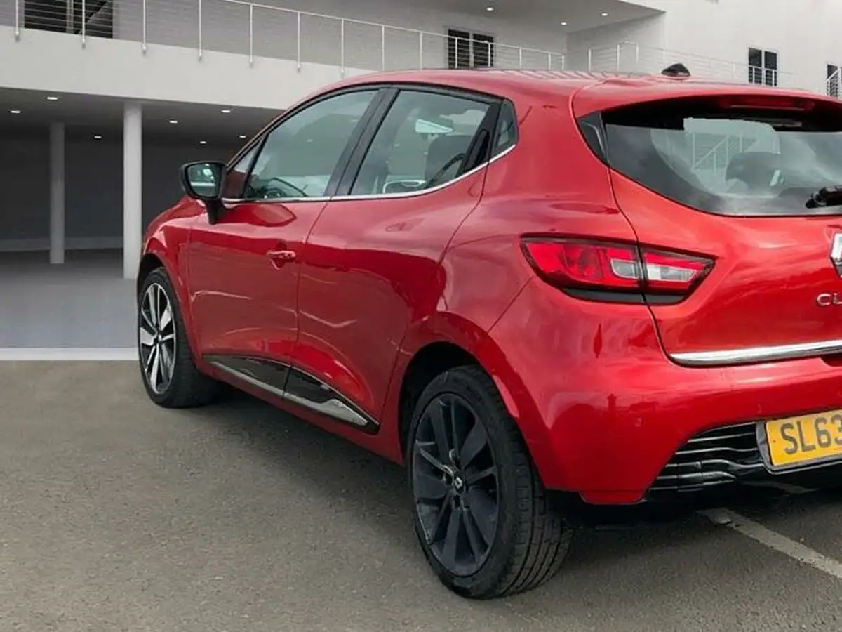 2014-renault-clio-09-dynamique-s-big-2
