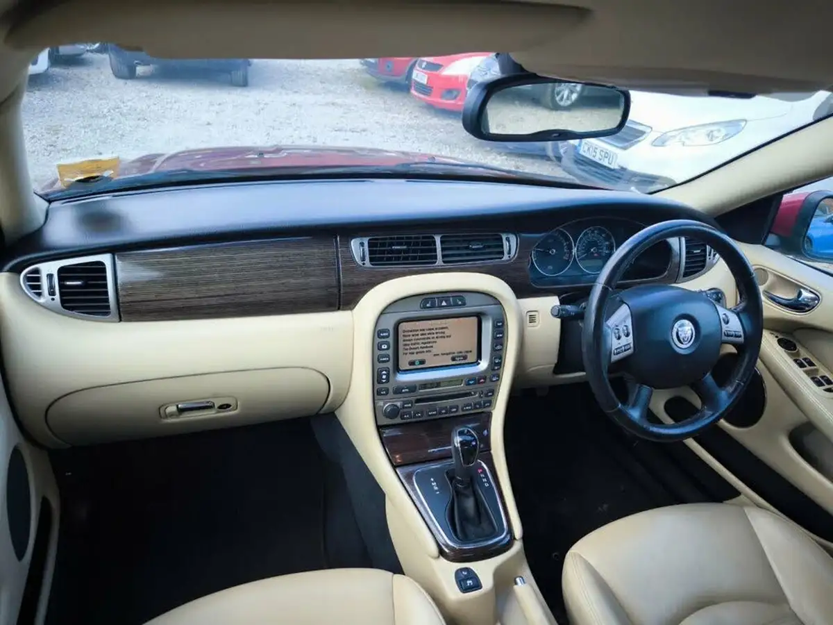 2009-jaguar-x-type-22td-se-dpf-saloon-4d-auto-big-16