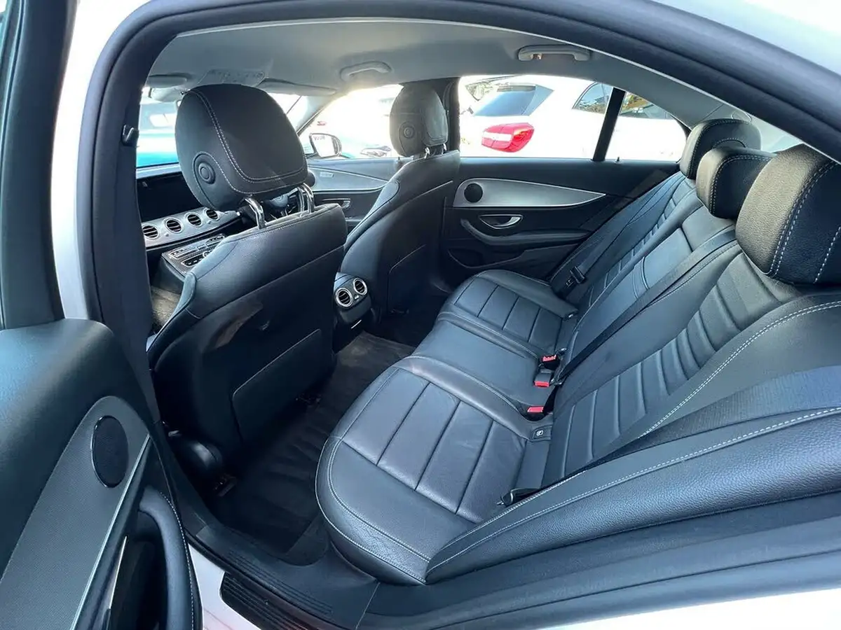 2018-mercedes-benz-e-class-20d-e220d-se-ss-saloon-4d-big-10