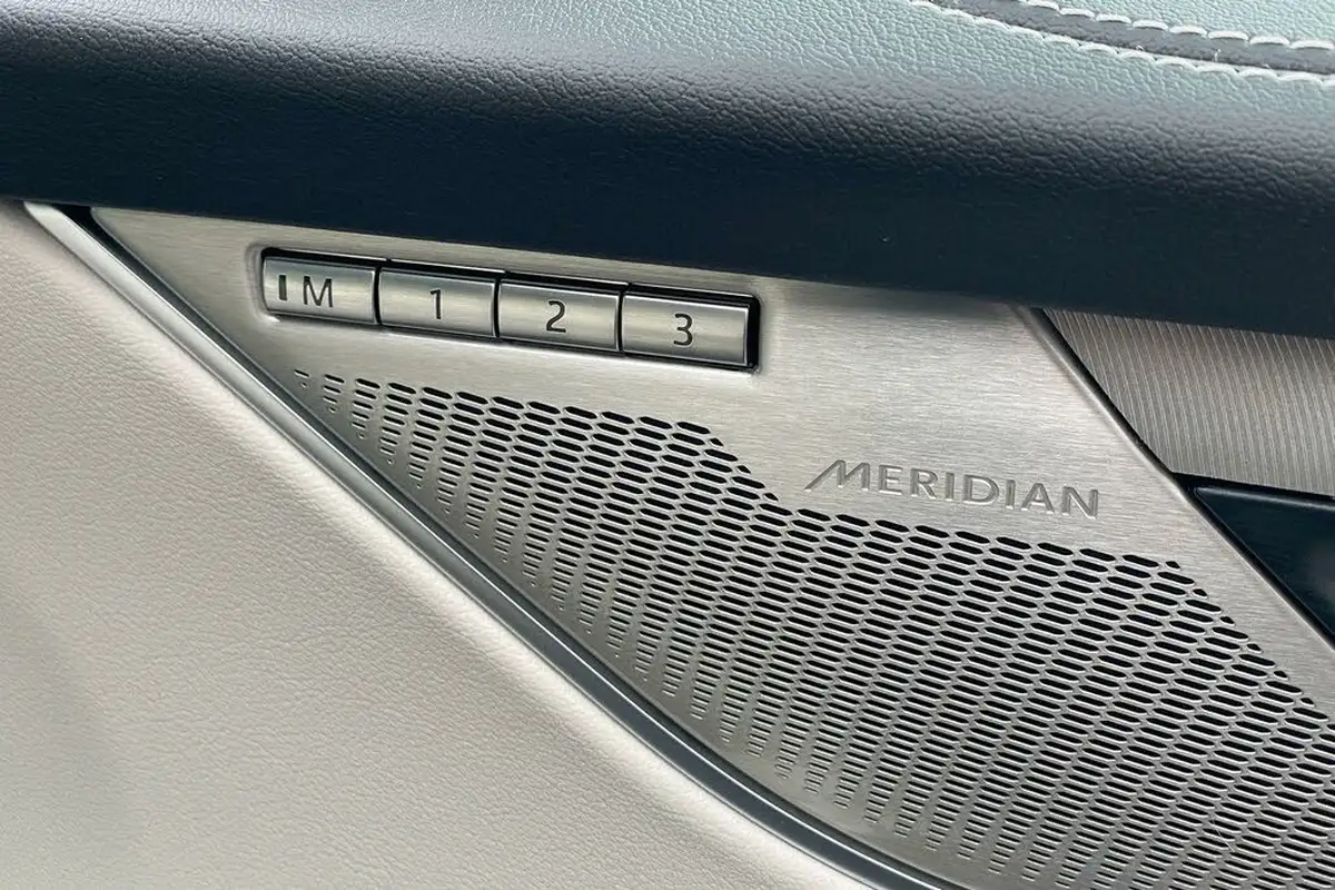 2024-jaguar-f-pace-20-p400e-r-dynamic-se-black-90th-anniversary-edition-big-21