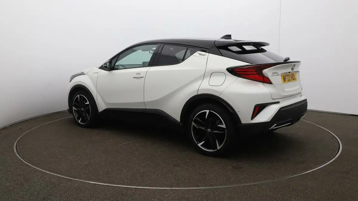 2022-toyota-c-hr-18-vvt-i-gr-sport-big-29