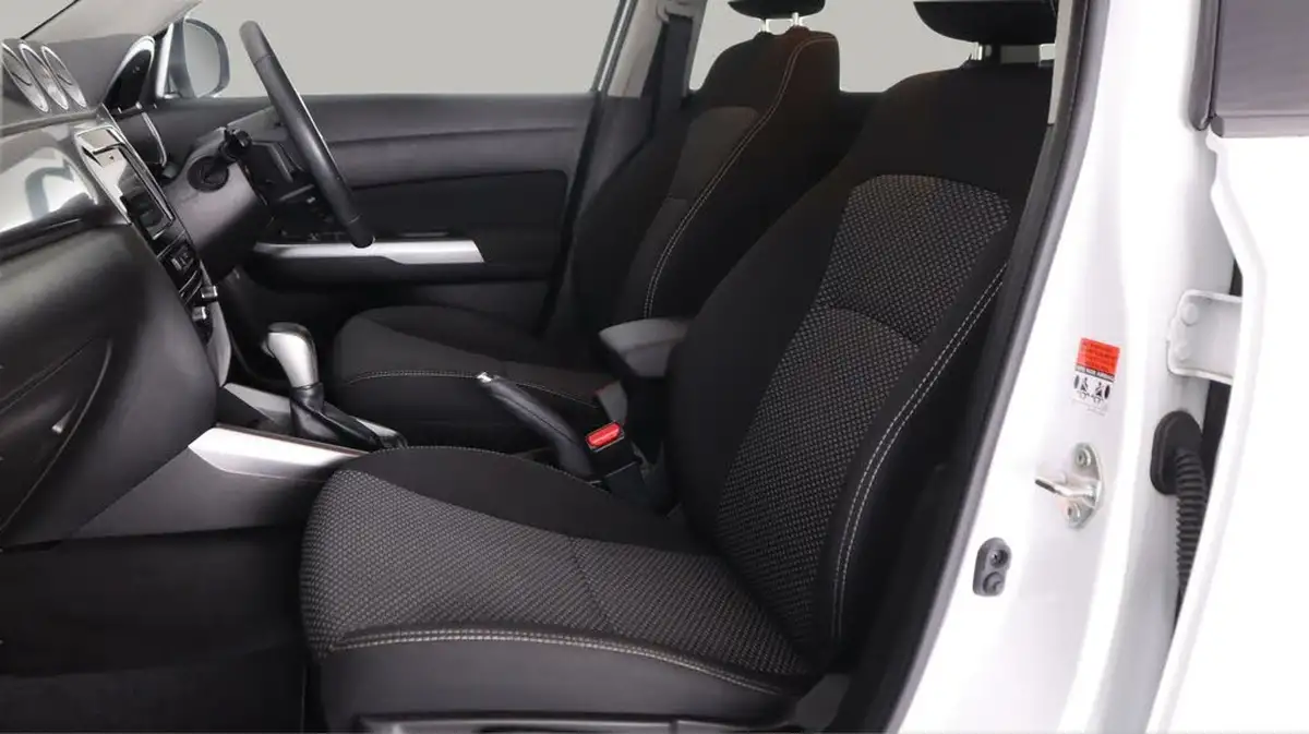 2020-suzuki-vitara-14-boosterjet-sz-t-140ps-auto-big-13