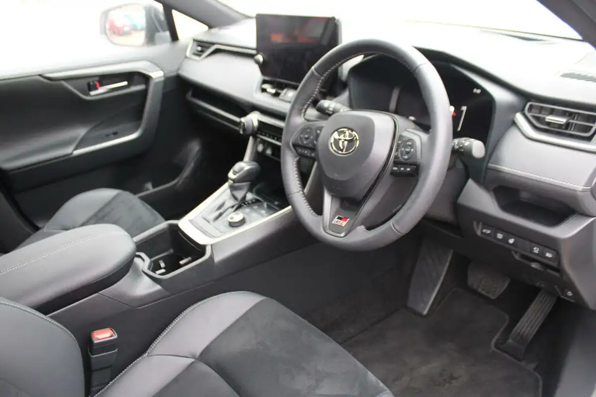 2024-toyota-rav4-25-vvt-i-gr-sport-302bhp-plug-in-big-14