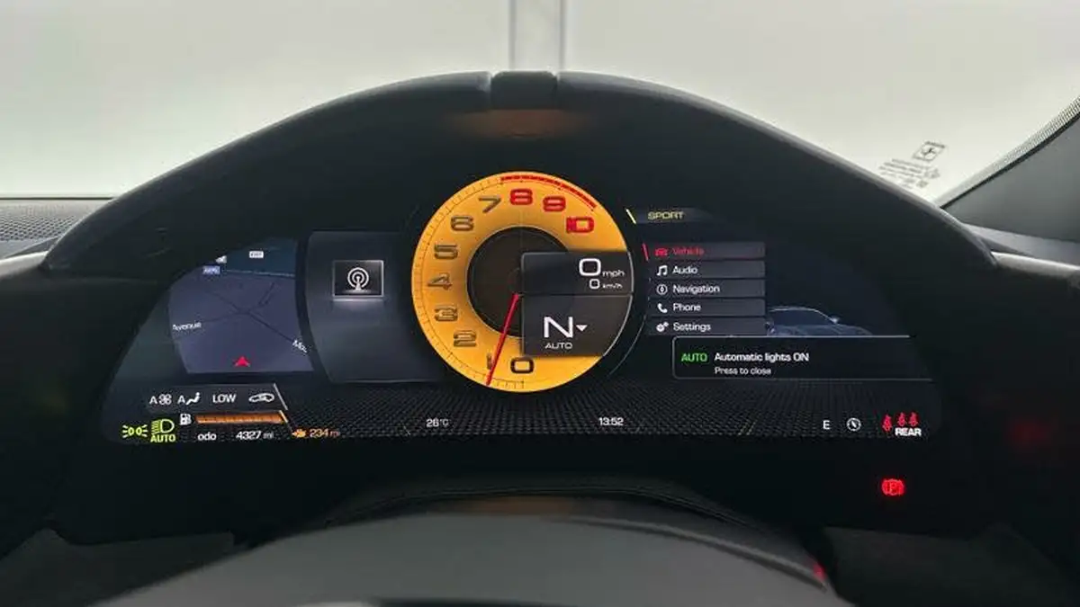 2022-ferrari-roma-38t-v8-f1-dct-ss-620ps-coupe-big-32