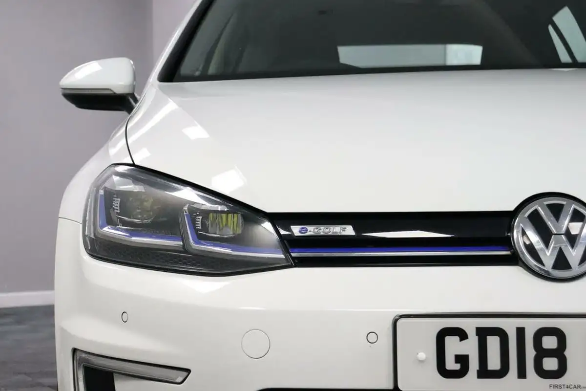 2018-volkswagen-golf-e-e-golf-big-20