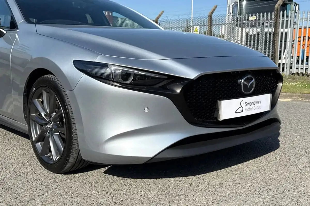 2019-mazda-mazda3-20-gt-sport-tech-122ps-hatchback-5d-big-8