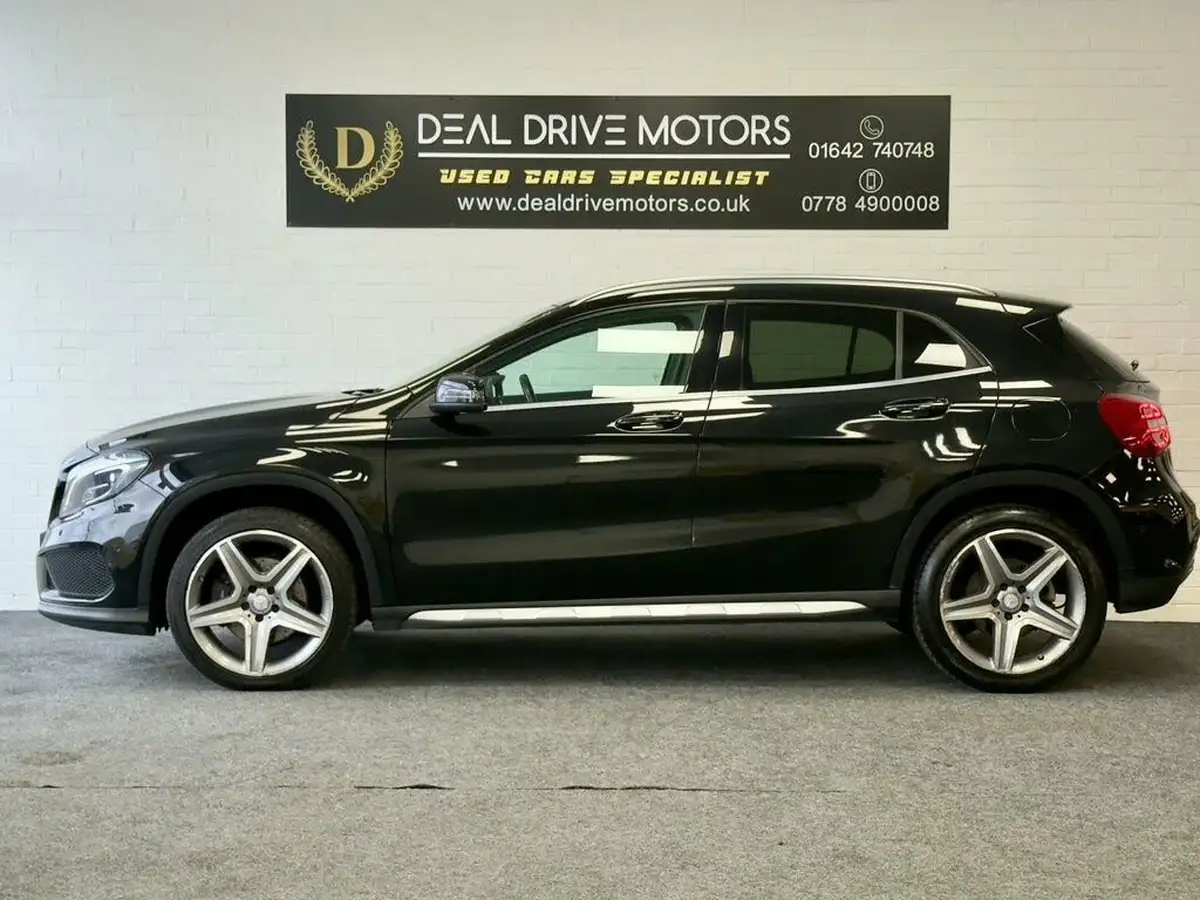 2017-mercedes-benz-gla-class-21d-gla-220d-amg-line-premium-plusss-big-5