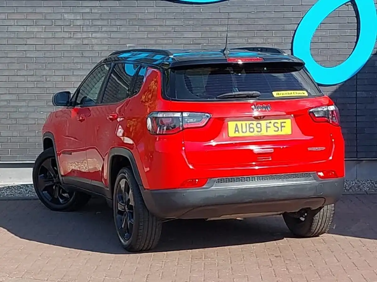 2019-jeep-compass-14-multiair-ii-night-eagle-big-1