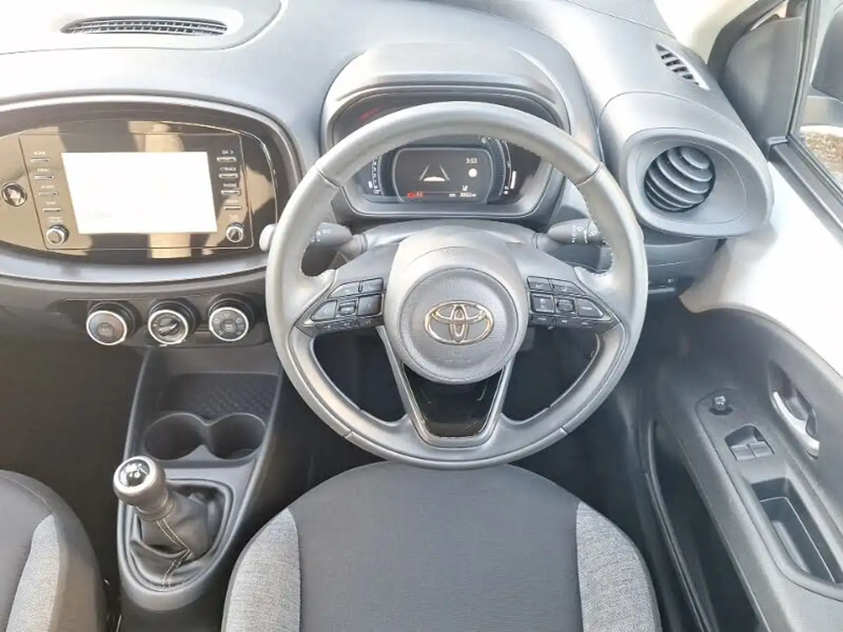 2022-toyota-aygo-x-10-vvt-i-pure-big-6
