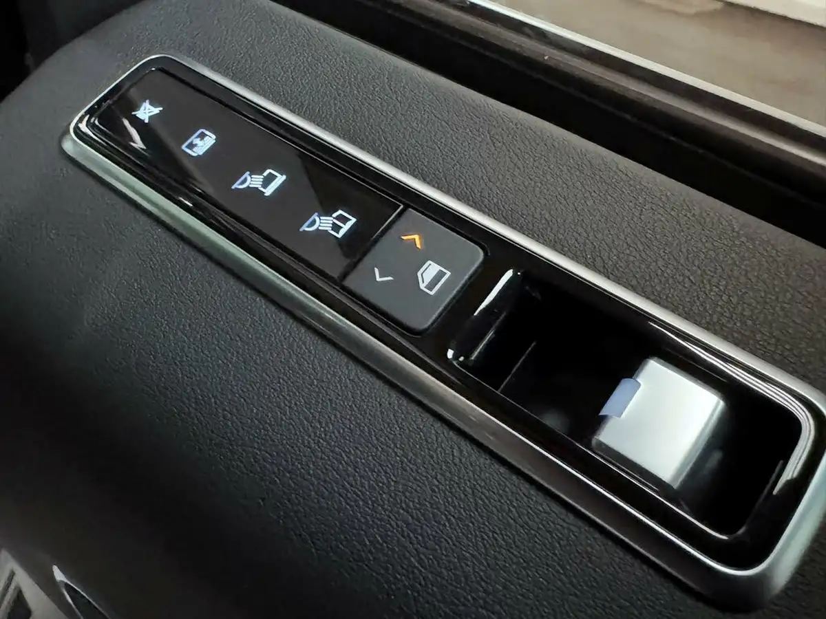 2019-land-rover-range-rover-30-sdv6-vogue-big-43